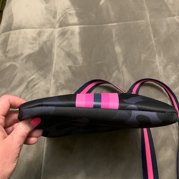 Camo small crossbody - Picture 2 of 4